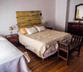 HABITACION DOBLE O TRIPLE EN SUITE CON ENTRADA INDEPENDIENTE.  2 A 3 PERSONAS